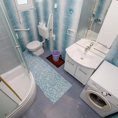 Apartment Ap Daisy M - 9 Personen *