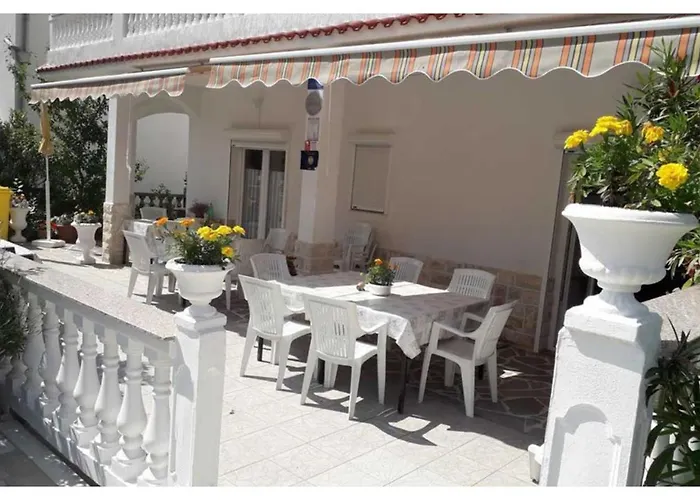 Ap Daisy M - 9 Personen Apartament Palit